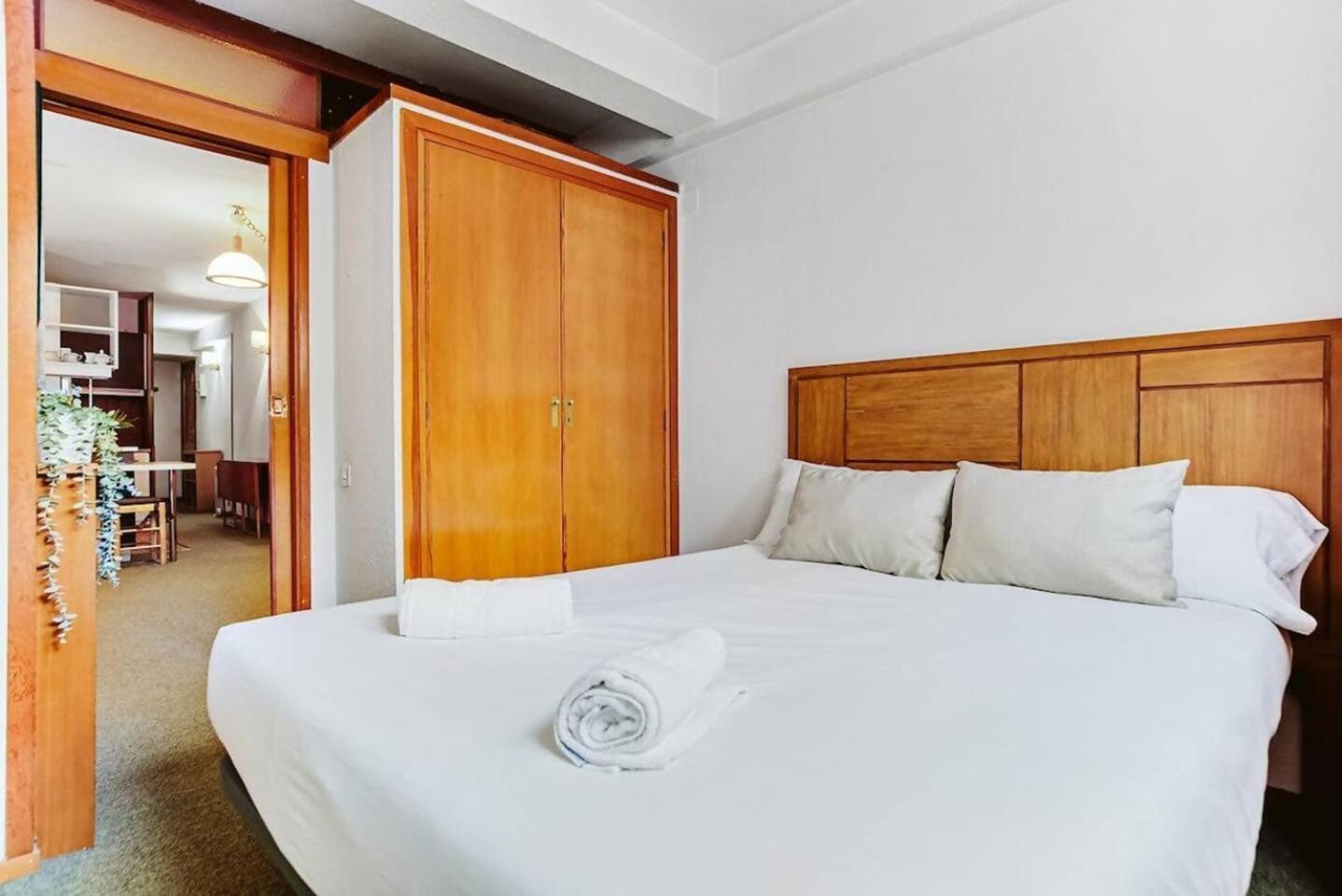 Apartamento Bardot Garaje Wifi Bus Directo A Pistas Formigal Exterior foto